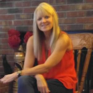 Meet your Posher, Dina